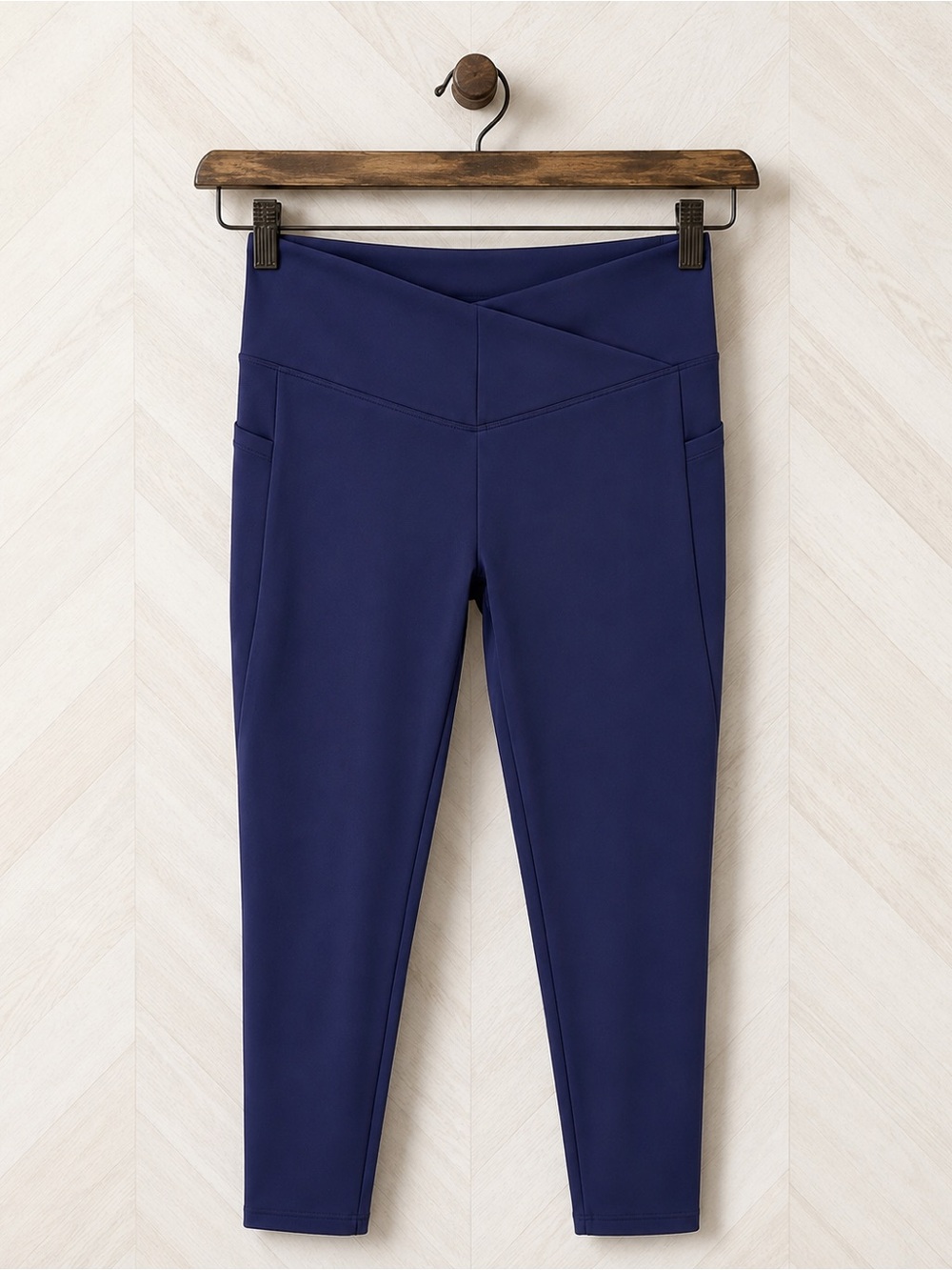 Halara Navy Blue 7/8 Leggings‎ with Side Pockets and Criss-Cross Waist Size XL